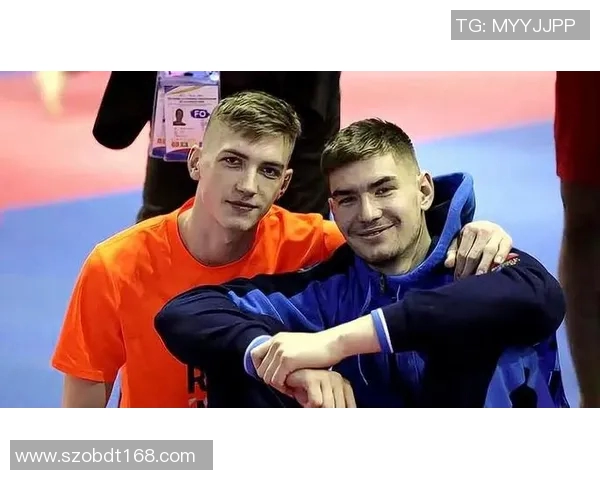 小马哥精彩解说足球比赛回放带你重温赛场激情与精彩瞬间